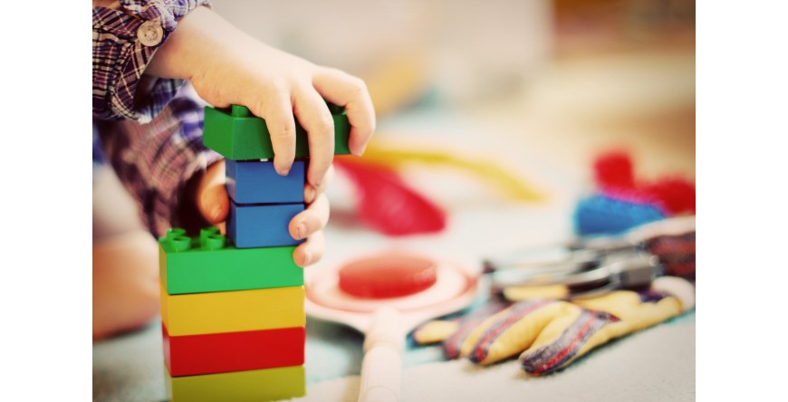 Pilihan Mainan Sesuai Usia Anak Mulai 0-6 Tahun